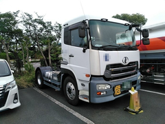 UDトラックス（日産） 大型 トラクタ PKG-GK4XAB (3308) 1枚目