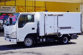 Isuzu Small Freezer box_body TPG-NHR85AN (110523) 1枚目