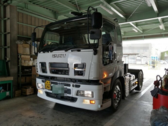 Isuzu Large Tractor PKG-EXD52D8 (6914) 1枚目