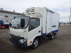 日野 小型 冷蔵冷凍バン TPG-XZC605M (96481) 1枚目