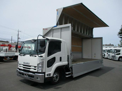 Isuzu Middle Wing body 2RG-FRR90T2 (10486) 1枚目