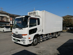 UDトラックス（日産） 中型 冷蔵冷凍バン SKG-MK38L (5583) 1枚目