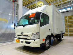 トヨタ 小型 バン 2RG-XZU710 (109720) 1枚目