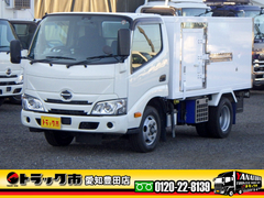 日野 小型 冷蔵冷凍バン 2RG-XZC605M (112291) 1枚目