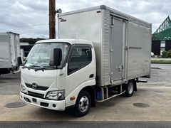 日野 小型 バン TPG-XZC645M (111058) 1枚目