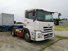 UDトラックス（日産） 大型 トラクタ PKG-GK4XAB (6223) 1枚目