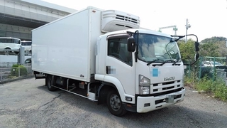 Isuzu Middle Freezer box_body TKG-FRR90T2 (3768) 1枚目