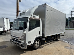 いすゞ 小型 バン TRG-NPR85AN (108494) 1枚目