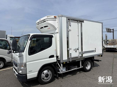 Mitsubishi Fuso Small Freezer box_body 2PG-FBAV0 (105256) 1枚目