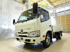 トヨタ 小型 平ボディ 2KG-XZC605 (96867) 1枚目