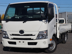日野 小型 平ボディ 2RG-XZU710M (96877) 1枚目