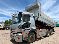 UDトラックス（日産） 大型 土砂ダンプ ********* (105863) 1枚目