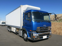 UDトラックス（日産） 大型 冷蔵冷凍バン QPG-CD5ZA (39218) 1枚目