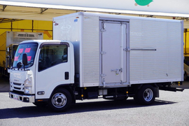 Isuzu Small Box body 2RG-NMR88N (107170) 1枚目