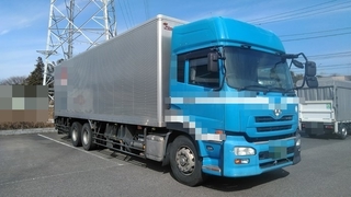 UDトラックス（日産） 大型 バン LKG-CD5YA (2832) 1枚目