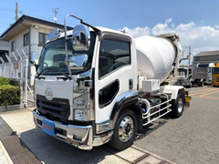 UDトラックス（日産） 増トン ミキサー車 2PG-BTR90U2 (110474) 1枚目