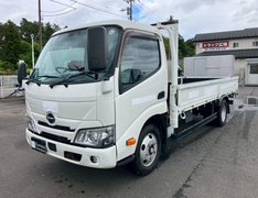 日野 小型 平ボディ 2RG-XZU655M (105329) 1枚目