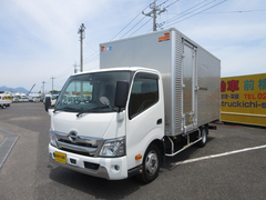 Hino Small Box body 2RG-XZU710M (109749) 1枚目