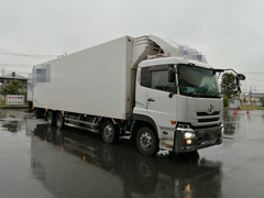UDトラックス（日産） 大型 冷蔵冷凍バン PKG-CG4ZA (5641) 1枚目