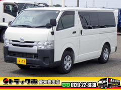 Toyota Small Box body CBF-TRH200V (110089) 1枚目