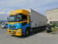 UDトラックス（日産） 大型 ウィング PKG-CD4ZA (6321) 1枚目