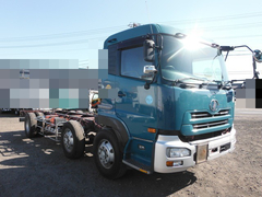 UDトラックス（日産） 大型 キャブ付きシャーシ ADG-CV2YL (2734) 1枚目