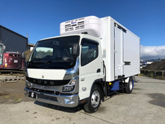 三菱ふそう 小型 冷蔵冷凍バン 2RG-FEB80 (114017) 1枚目