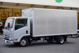 Isuzu Small Box body TRG-NLR85AN (107682) 1枚目