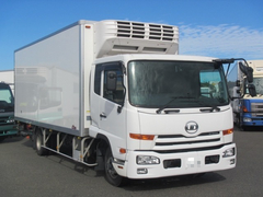 UDトラックス（日産） 中型 冷蔵冷凍バン TKG-MK38L (7337) 1枚目