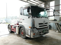 Nissan UD Large Tractor QKG-GK5XAB (5622) 1枚目