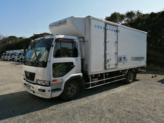 UDトラックス（日産） 中型 冷蔵冷凍バン PB-MK36B (5670) 1枚目