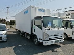 いすゞ 小型 冷蔵冷凍バン TKG-NPR85AN (5745) 1枚目