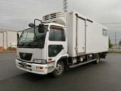 UDトラックス（日産） 中型 冷蔵冷凍バン PB-MK36A (5519) 1枚目