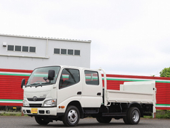 Toyota Small Double cab TKG-XZU695 (111923) 1枚目