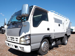 Isuzu Small  ********* (103830) 1枚目