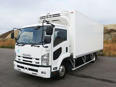 いすゞ 中型 冷蔵冷凍バン TKG-FRR90S2 (36815) 1枚目