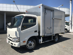 Hino Small Box body 2RG-XZU605M (103756) 1枚目