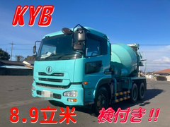 UDトラックス（日産） 大型 ミキサー車 ADG-CW2XL (7829) 1枚目