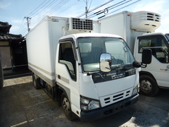 いすゞ 小型 冷蔵冷凍バン PB-NKR81AN (3061) 1枚目