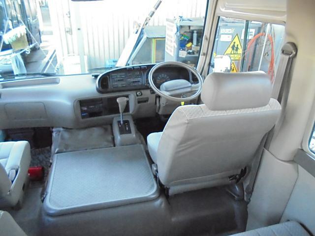 トヨタ コースター 中型 バス KC-HZB50(9706) 24枚目