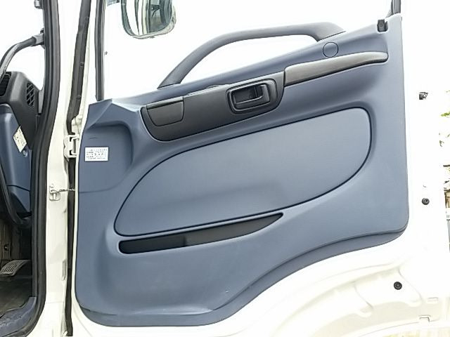 日野 プロフィア 大型 トラクタ ADG-SH1EDXG(9308) 32枚目