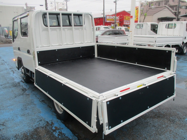 三菱ふそう キャンター 小型 Wキャブ 2RG-FBA20(108123) 17枚目