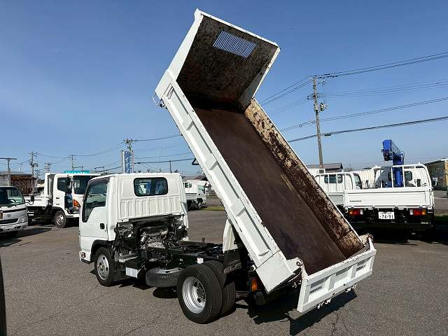 Isuzu elf Small Soil dump 2RG-NJR88AD(103766) 2枚目