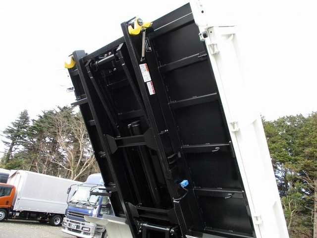 日野 デュトロ 小型 ローダーダンプ 2RG-XZU600T(10405) 7枚目