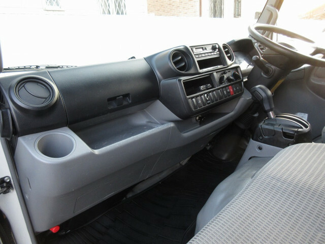トヨタ トヨエース 小型 バン TKG-XZU605(9230) 48枚目