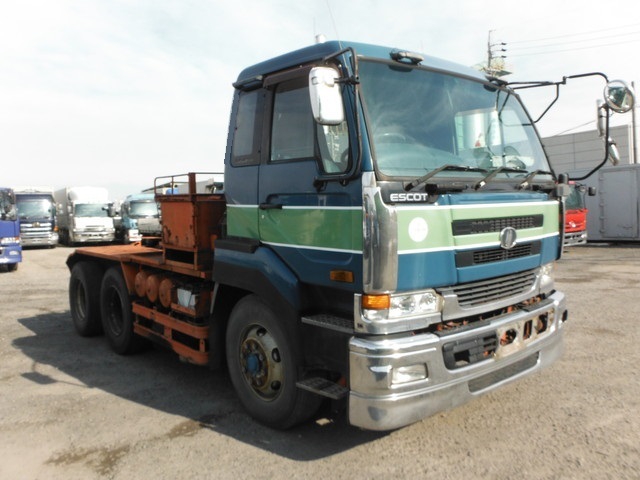 UDトラックス（日産） クオン 大型 トラクタ KL-CW632GHT(2555) 1枚目