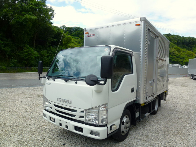 Isuzu elf Small Box body 2RG-NJR88AN(105760) 1枚目