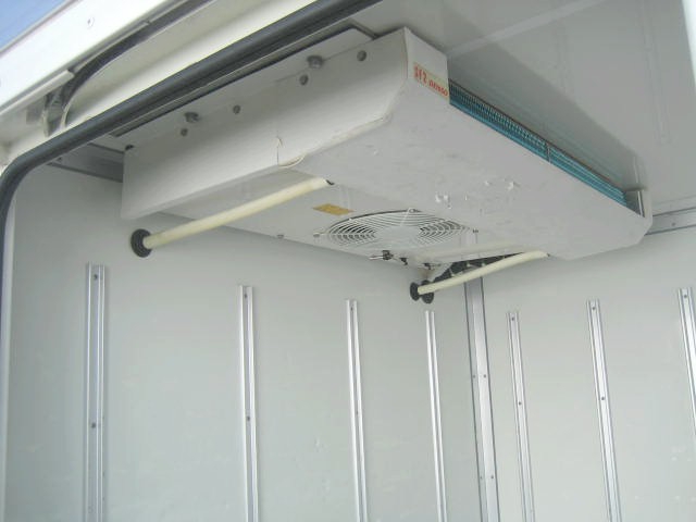 トヨタ トヨエース 小型 冷蔵冷凍バン LDF-KDY231(95965) 10枚目