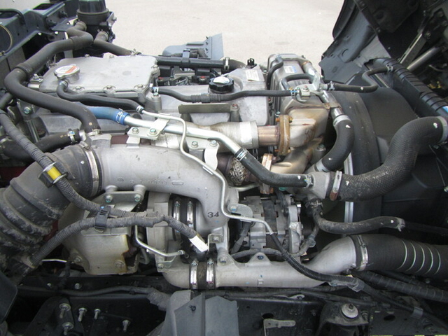 日野 レンジャー 中型 バン TKG-FD7JLAA(8181) 4枚目