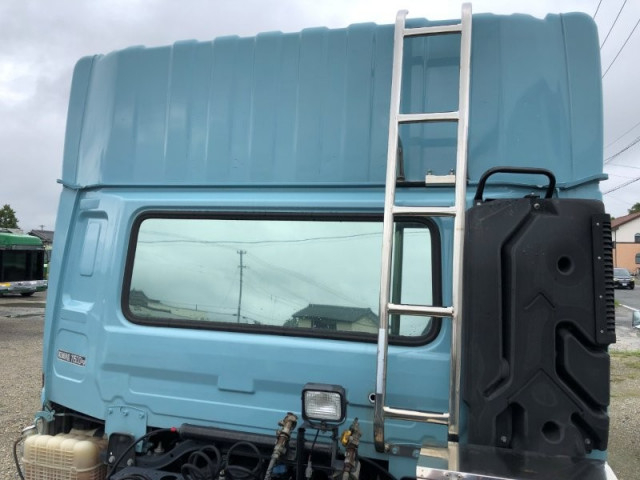 UDトラックス（日産） クオン 大型 トラクタ 2PG-GK5AAB(112525) 34枚目